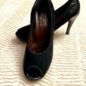Vintage Donald J Pliner Black Canvas Peep Toe Pumps